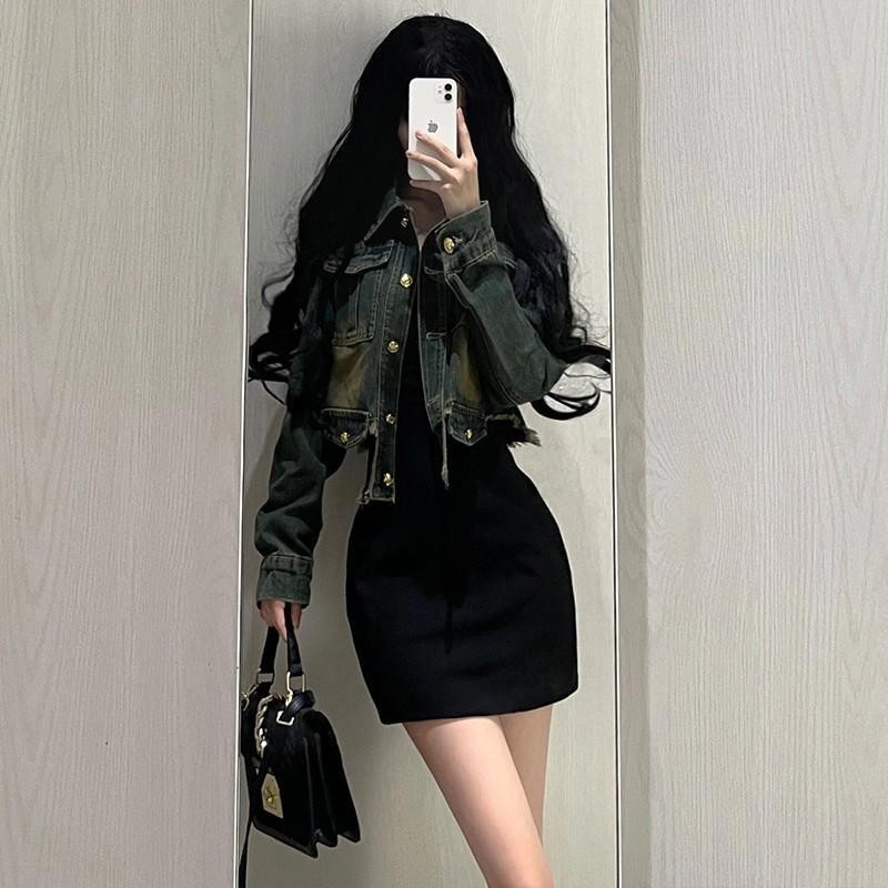 Áo khoác jean dáng croptop tôn dáng, khoác denim dáng ngắn dài tay màu đậm cá tính (HC20)