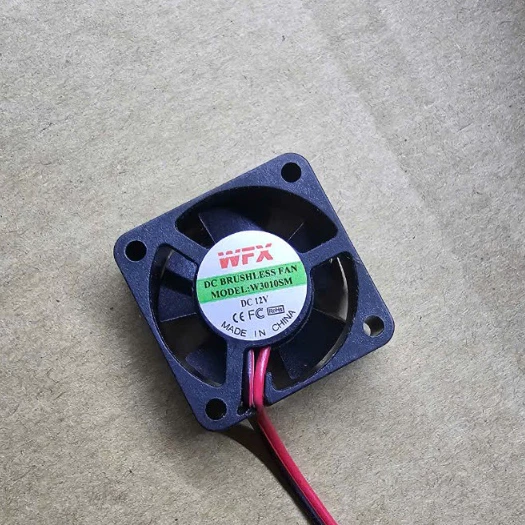 Quạt tản nhiệt WFX 12V 3x3x1 CM êm