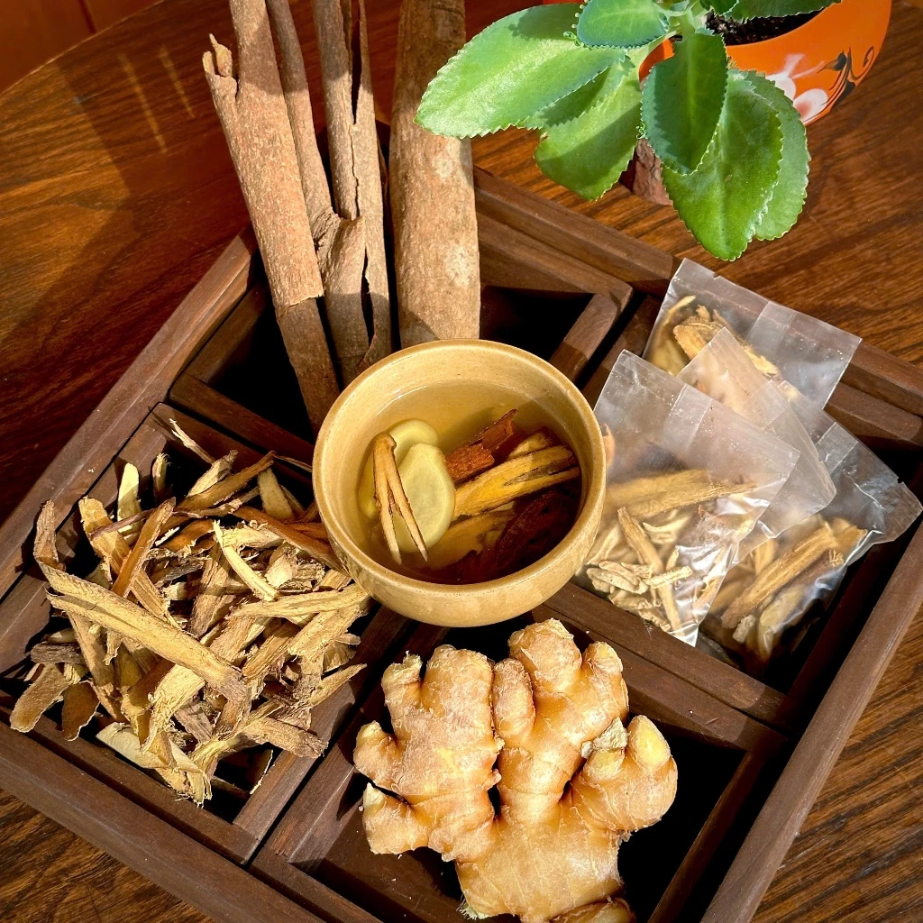TRÀ GỪNG CAM THẢO QUẾ - ẤM BỤNG, GIẢM HO, GIẢM ĐAU BỤNG, ĐAU HỌNG, GIẢI CẢM, TĂNG CƯỜNG SỨC KHOẺ