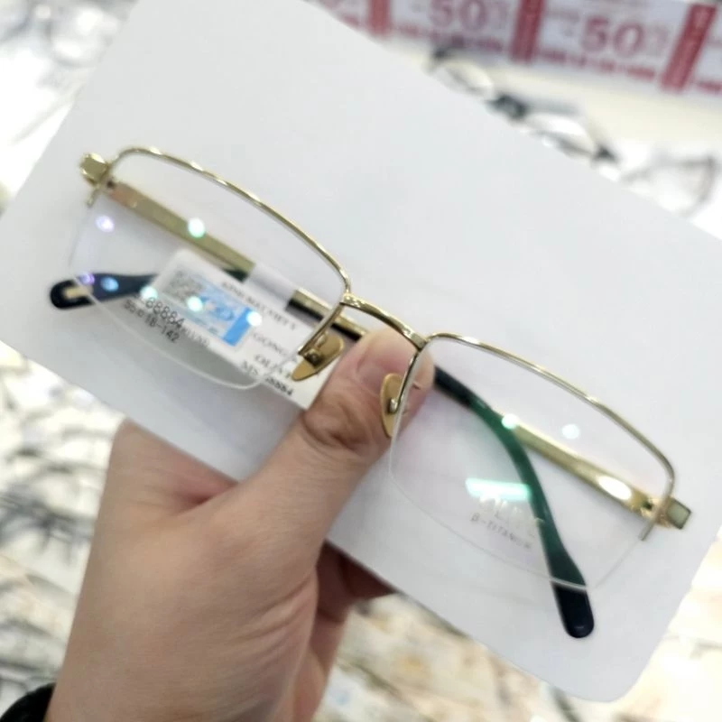Gọng kính Titanium mạ vàng 18K