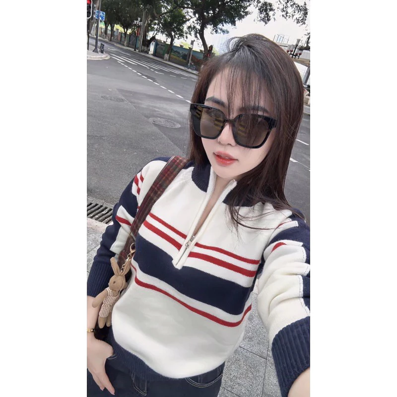 𝙃𝘼𝙉𝘼.𝘾𝙡𝙤𝙩𝙝/ [Ảnh Thật] ÁO LEN NỮ, Áo len trắng kẻ Xanh Đỏ phong cách retro hiện đại kiểu dáng trẻ trung  Hàn Quốc