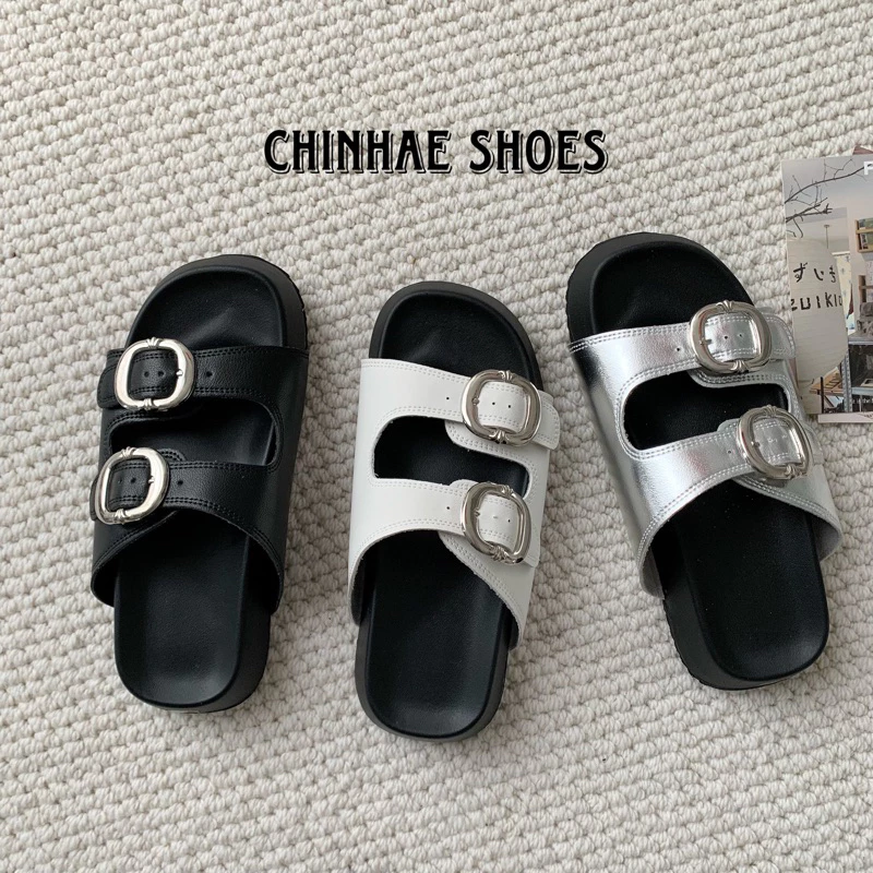 Dép lê quai ngang da Pu cao cấp có khuy tăng chiều cao 3cm đế dày phong cách trẻ trung basic dễ mix match D024