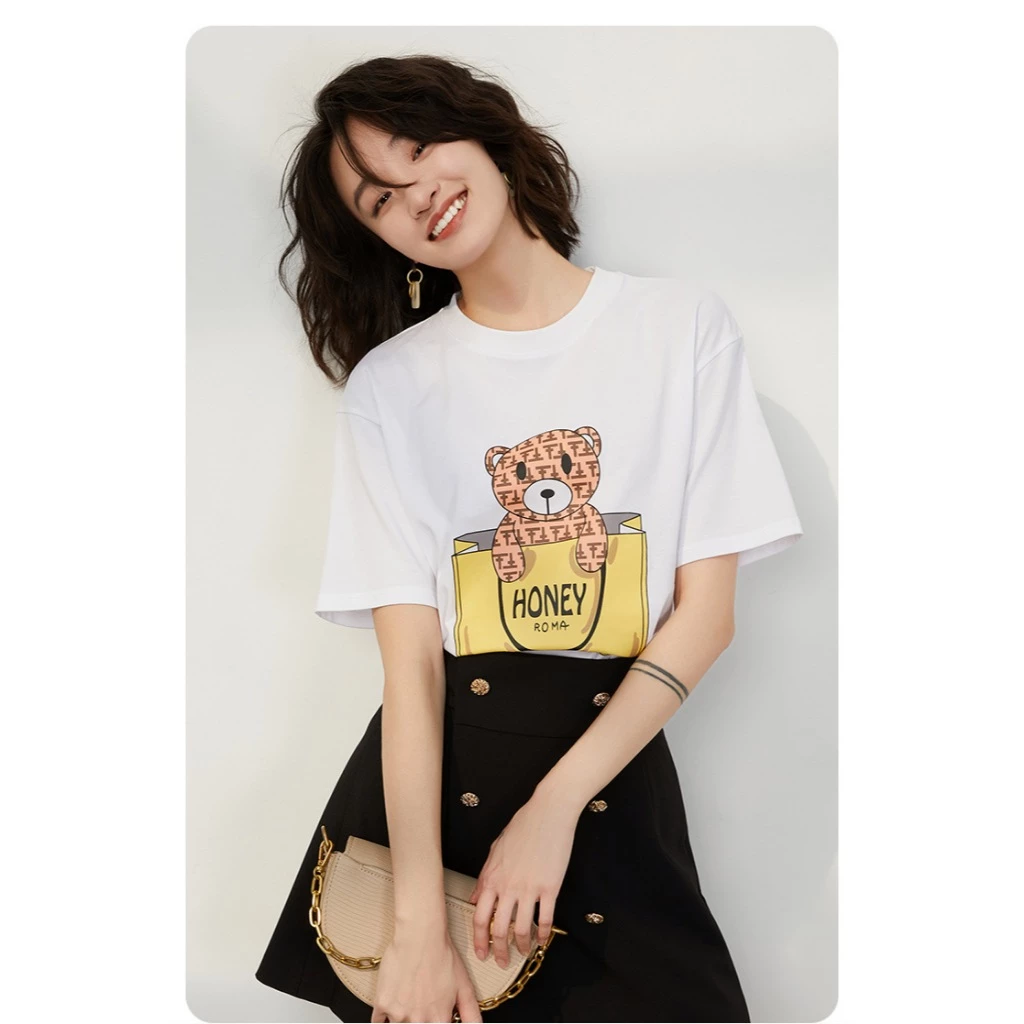 Áo phông nữ dáng vừa, áo thun nữ chất mát COTTON 100%, cổ tròn cộc tay, màu TRẮNG, in hình GẤU TEDDY