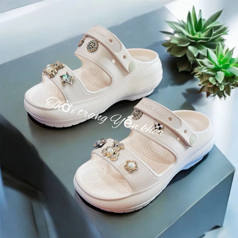 Dép Sandals Quai Hậu Nữ Gắn cham Đá , Đế Cao 5 cm Thời Trang Đi làm, Đi Học, Đi Chơi  Mềm ,Nhẹ Êm
