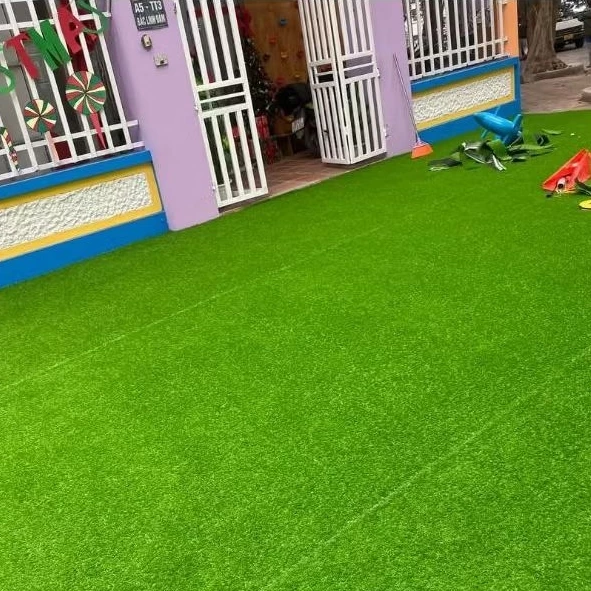 Thảm cỏ nhân tạo 2cm đế bạt dày dặn, khổ ngang 2m - bán lẻ theo yêu cầu - trang trí kiến trúc theo ý thích