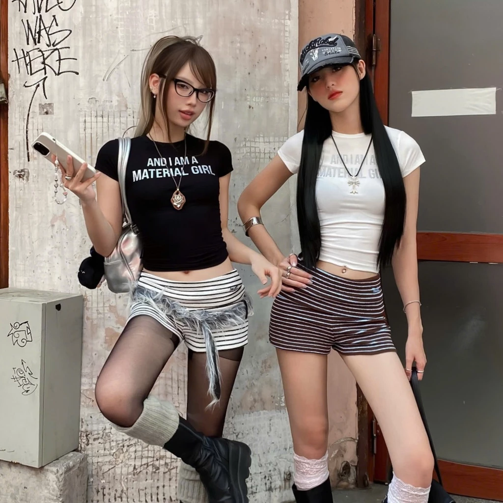 Áo Baby Tee Ôm TWENTI Mỏng Dáng Dài Ép Chữ Lấp Lánh
