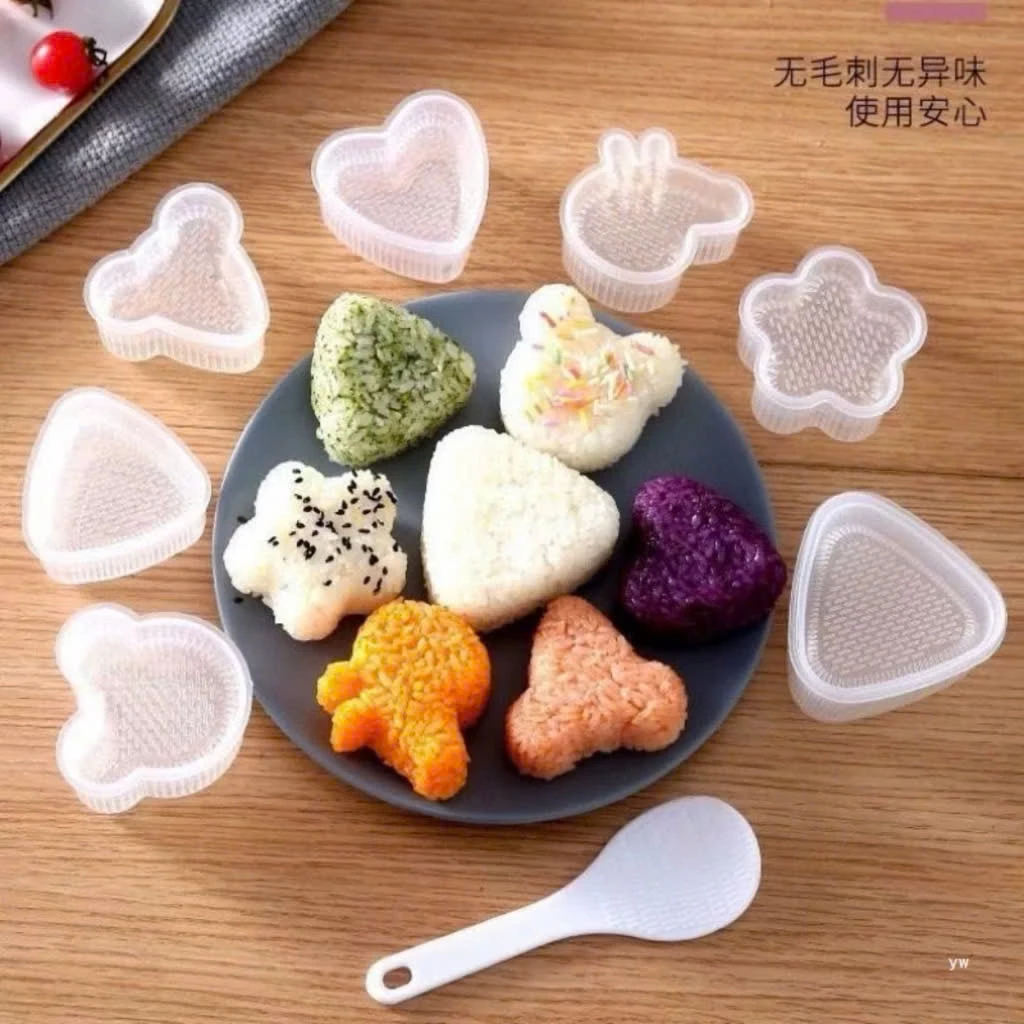 SET 7 Khuôn Làm Cơm Nắm Tam Giác Tặng Kèm Thìa Khuôn Ép Tạo Hình Cơm Nắm Chống Dính Chất Liệu An Toàn