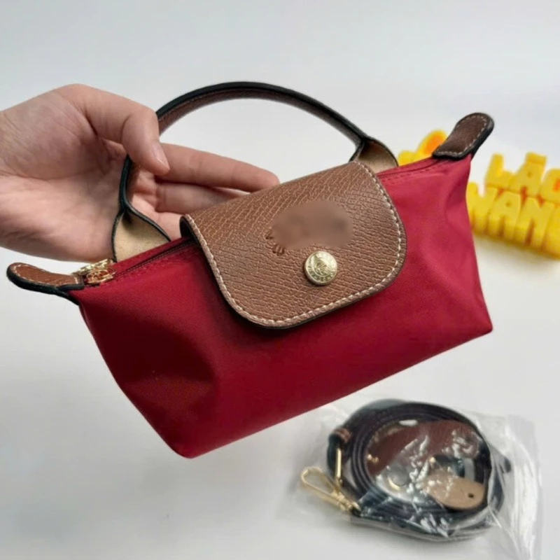 Túi Xách Nữ Mini Đeo Chéo Vải Dù Khóa Bấm Da Thời Trang Phong Cách Đơn Giản Size S 18cm