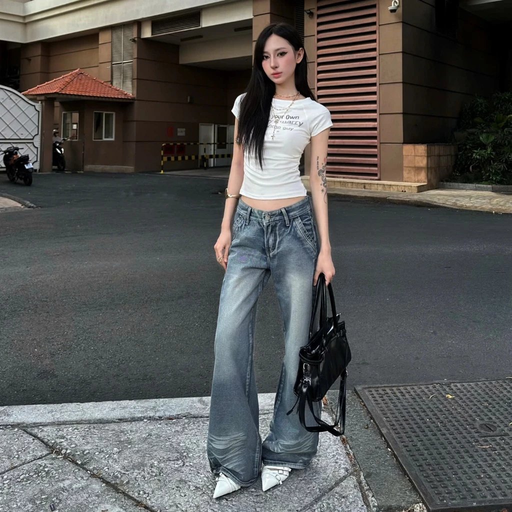 Quần Jeans TWENTI Form Đáy Ngắn Ống Suông Wash Ống