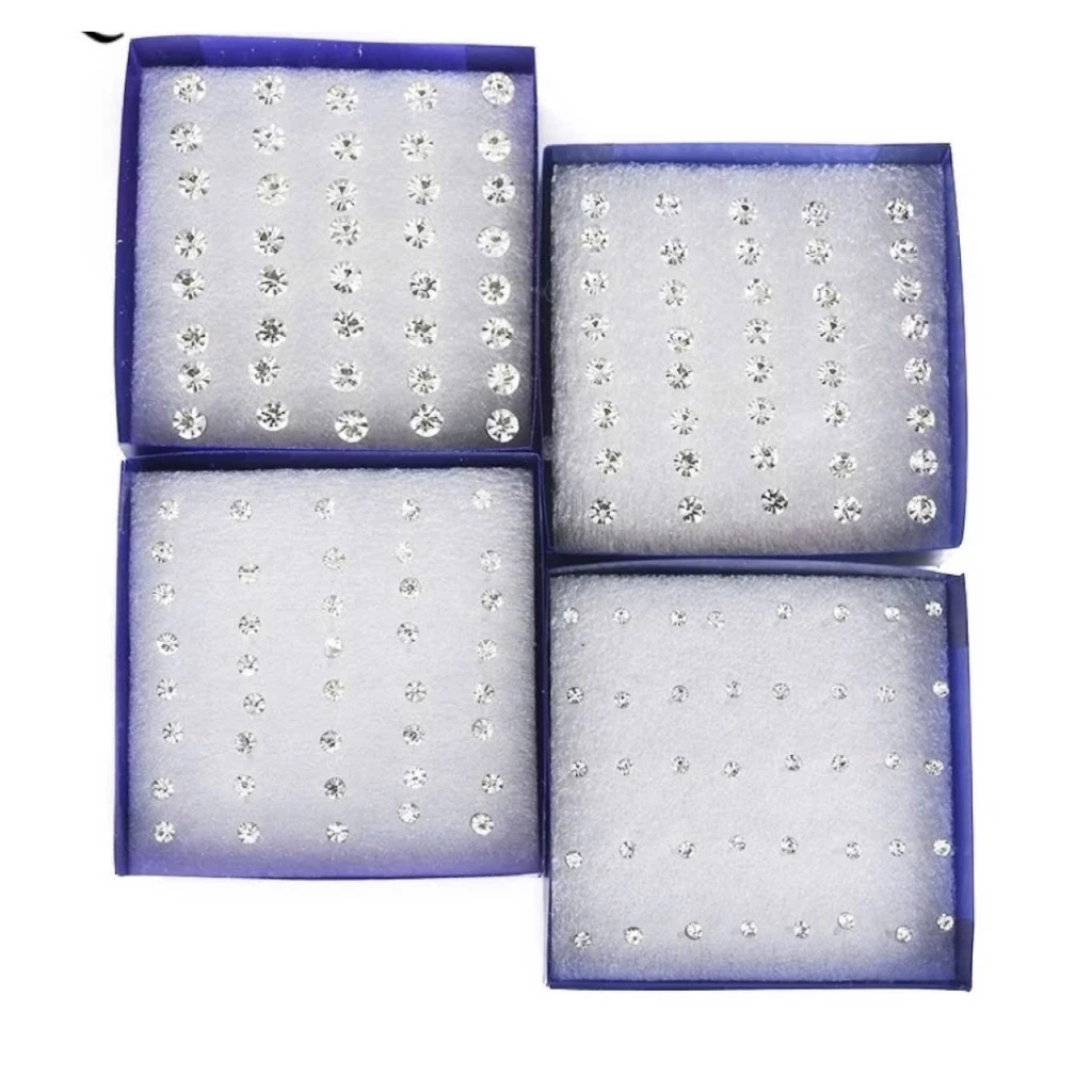 Bộ từ  18 đến 20 Đôi Khuyên Tai Nhựa Thời Trang Hàn Quốc thật sang trọng KHUYÊN TAI NỤ TRẮNG（có kèm tặng nút nhựa）