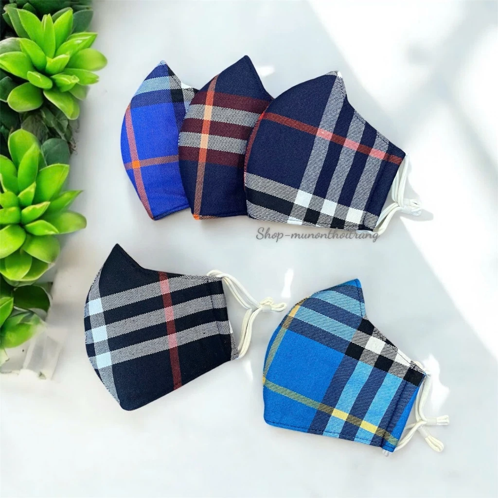 Khẩu trang vải cao cấp kẻ sọc có dây rút