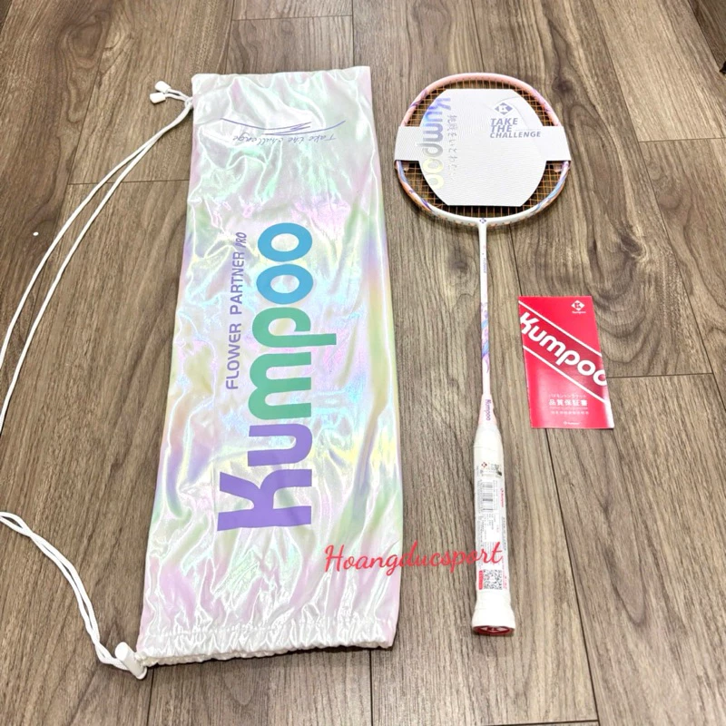 Vợt cầu lông KUMPOO FLOWER PARTNER PRO chính hãng 4U carbon công thủ toàn diện căng sẵn 10.5kg tặng quấn cán, túi vợt
