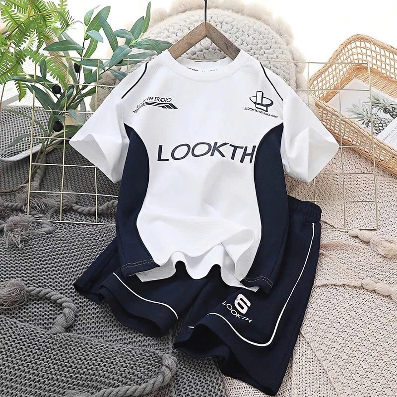 Set bộ quần áo dành cho bé trai 14-52kg mẫu chữ LOOKTJ. Chất liệu co dãn thoáng mát. H38