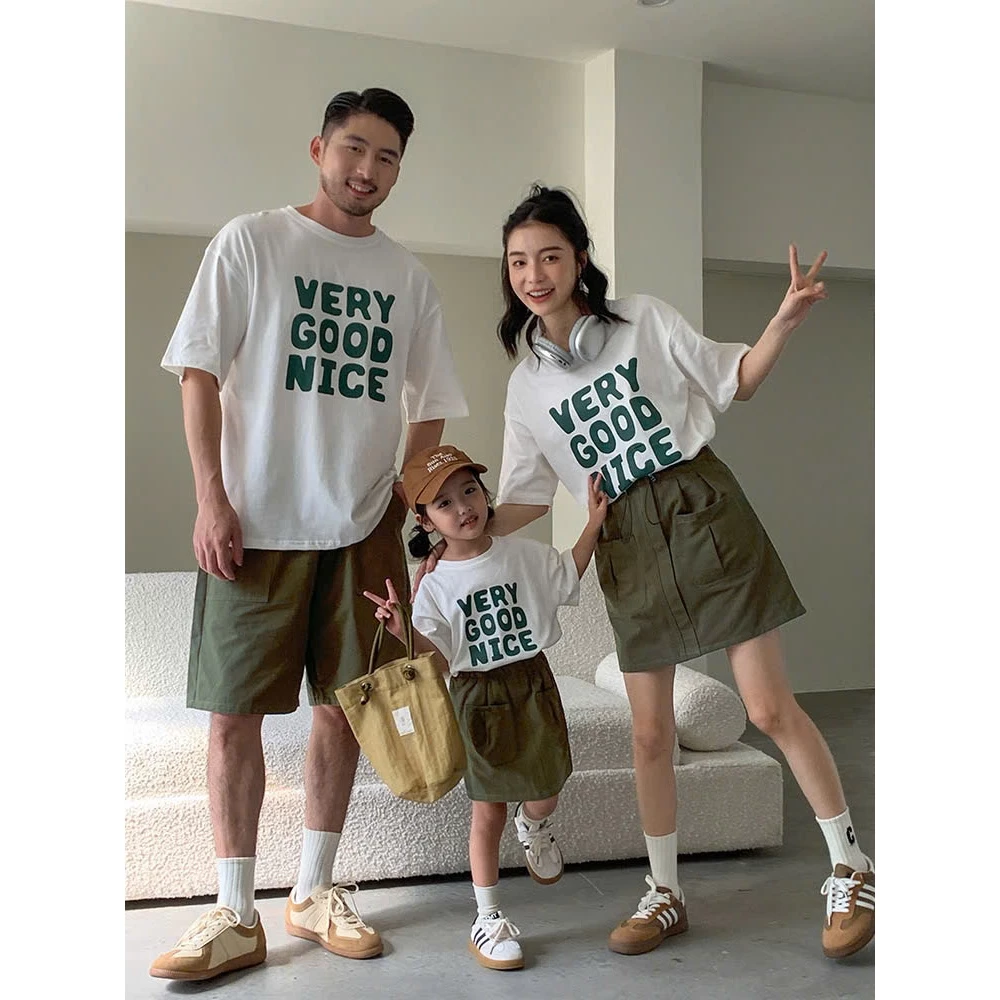 Áo cặp gia đình trơn in chữ,chất liệu thun cotton hàng QCCC phong cách Hàn quốc
