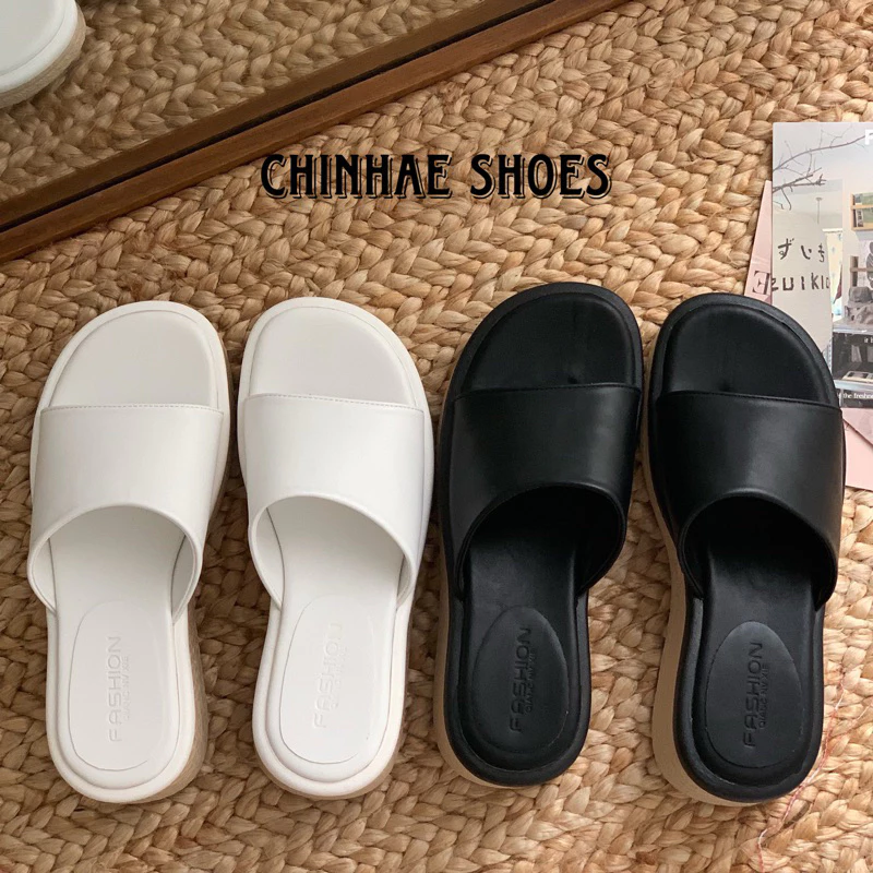 Dép lê quai ngang da pu đế xuồng đan cói tăng chiều cao 5cm hack dáng phong cách trẻ trung năng động hằng ngày D039