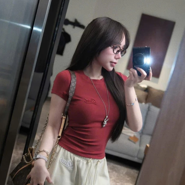 ÁO cổ tròn tay ngắn BAD Chất tăm zip tàu , QUẦN BAD bo chun THUUNISEX M1123