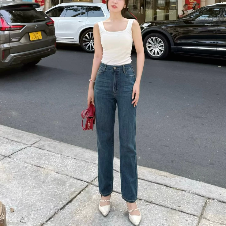 Quần Jeans Nữ REDE B-03E Ống Đứng Lưng Cao, Màu Trầm Ánh Rêu Wash Thanh Lịch, Sáng Da