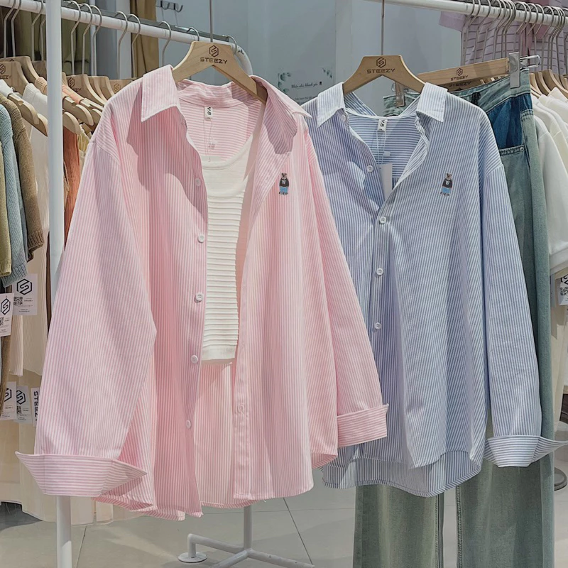 Áo sơ mi kẻ thêu hình gấu và nơ form suông rộng , áo sơ mi oversize form khoác Hàn Quốc, Kẻ sọc Women Nữ hot 2024