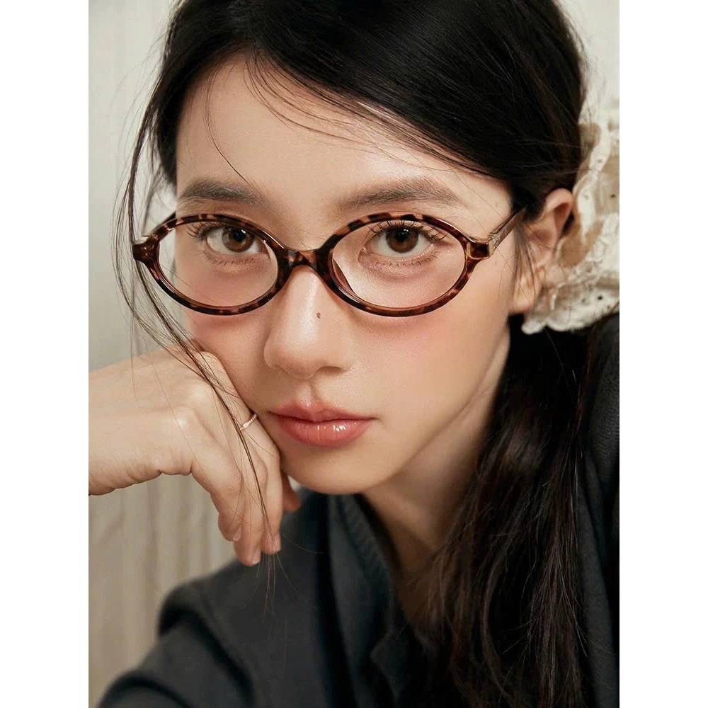 Kính gọng beo/đen form oval cực hot phong cách retro giả cận chống tia uv