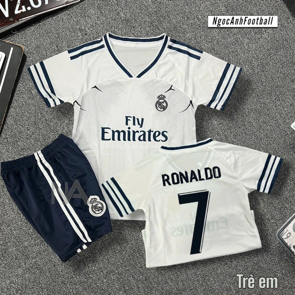 Áo Bóng Đá Trẻ Em Real Madrid Trắng 2025 - Ronaldo Số 7 | In Tên Theo Yêu Cầu