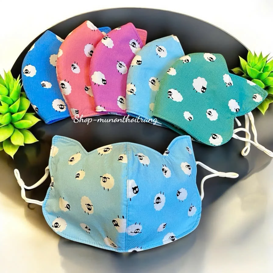 Khẩu trang vải chống nắng chất liệu vải tôn lạnh nhiều màu y hình, dây rút, 3 lớp
