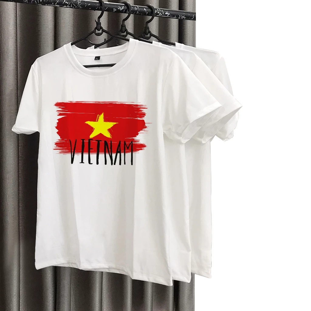 Áo Thun Lá Cờ Đỏ Sao Vàng VN THỜI TRANG 24H Màu Trắng Ngắn Tay Cổ Tròn Phom Xuông Nam Nữ Mẫu M01