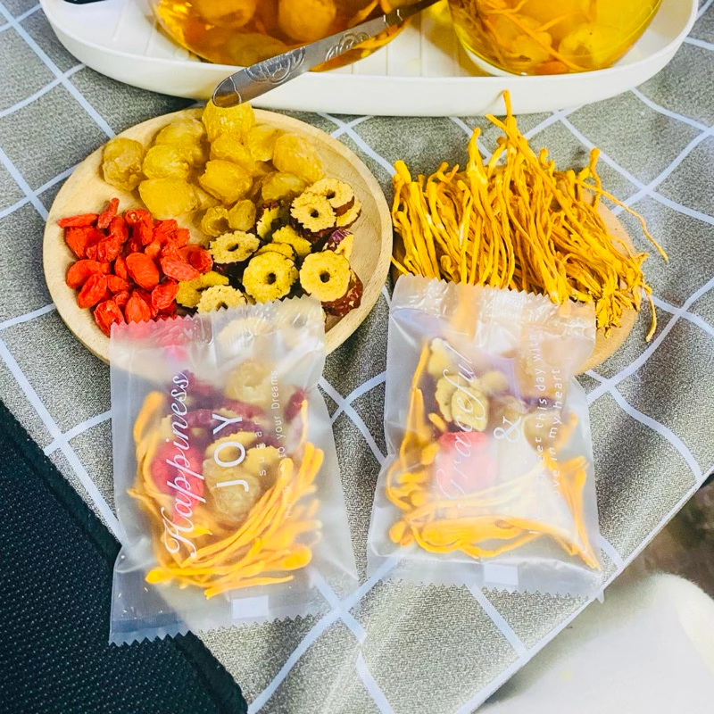 Trà đông trùng hạ thảo tứ vị