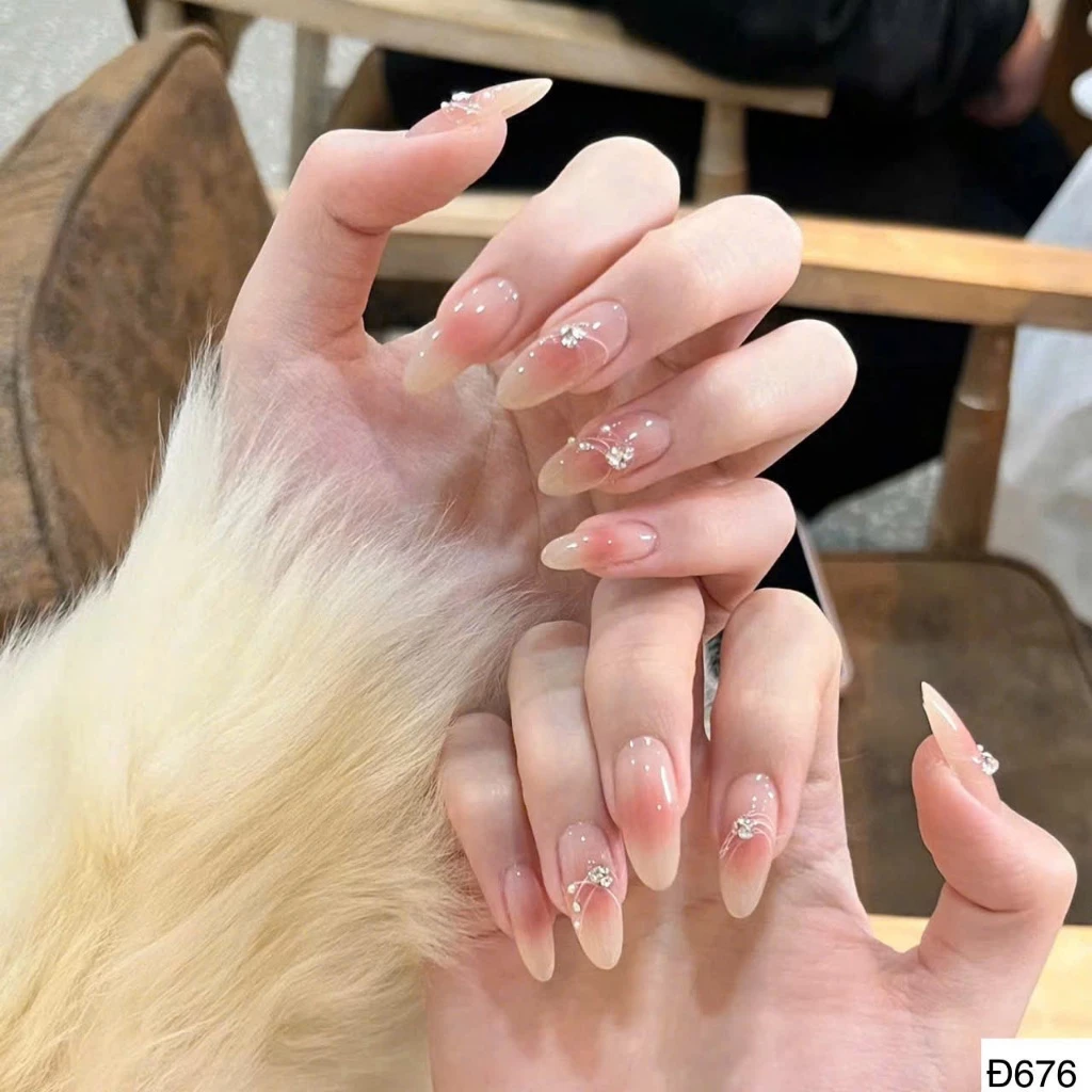 D676 - Nail thạch ombre vẽ siêu xinh bộ 30 móng kèm phụ kiện mẫu mới đi chơi trung thu, tiệc cưới 2026