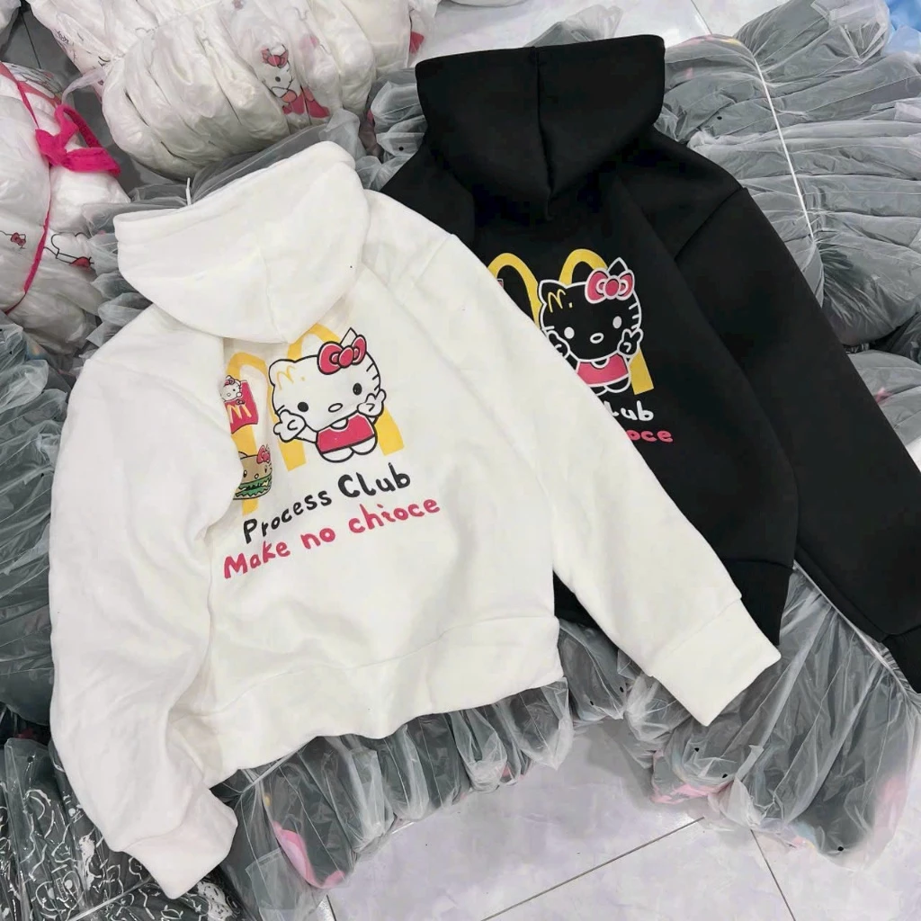 Ao khoác hello kitty   về lại nhiều . chất thun nỉ mềm mịn,form dưới 65kg ,nón 2 lớp .logo in đẹp M07