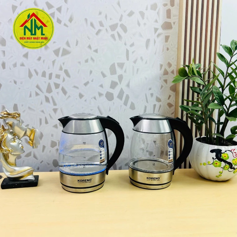 Ấm siêu tốc thủy tinh 1,8 Lít Koreno, KN 222, tự ngắt khi quá tải cồn suất 1800W.