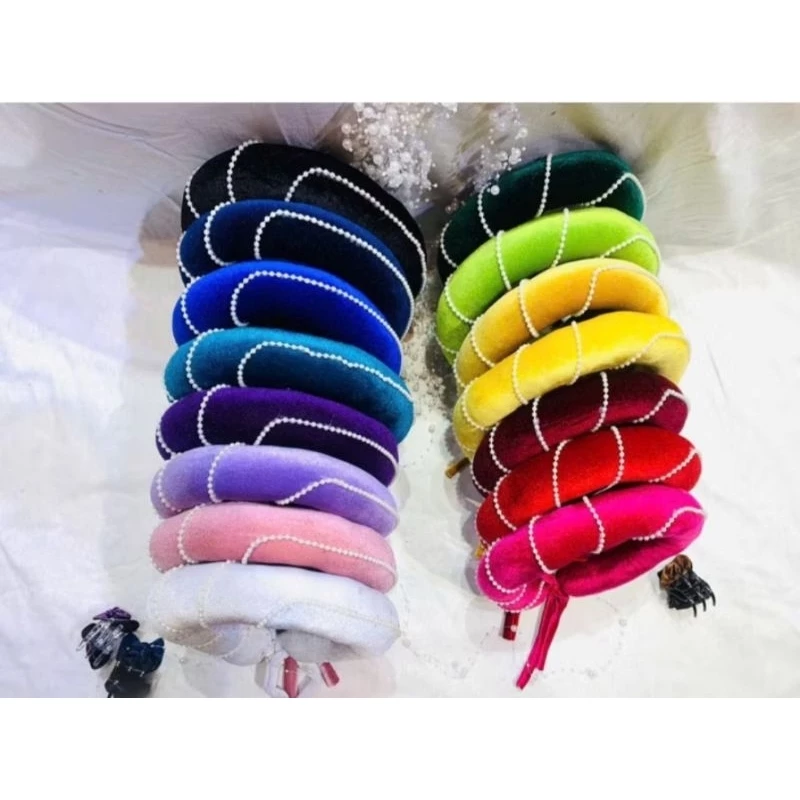 Vấn (mấn) nhung chạy hạt trai cao cấp được làm từ vait nhung xịn mịn dùng để biểu diễn văn nghệ, chụp ảnh