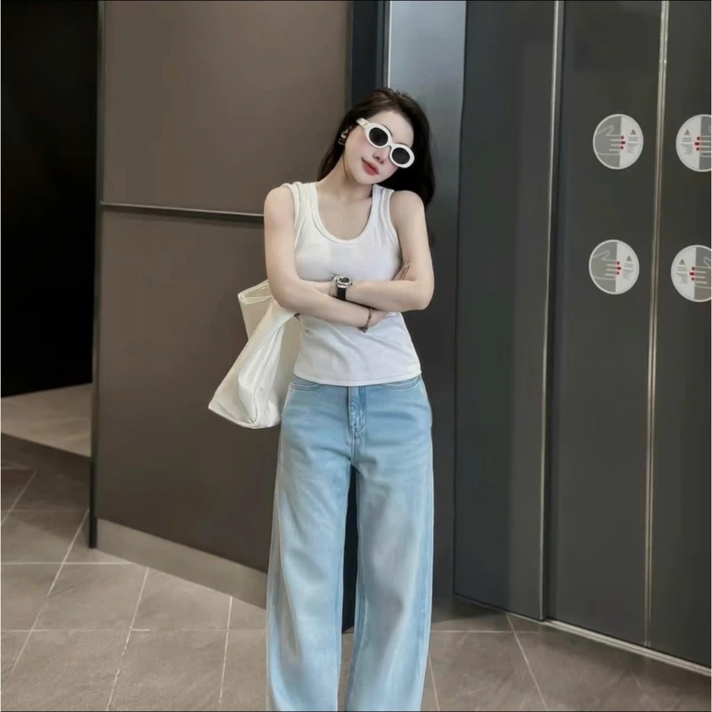 Quần Jean Nữ Ống Rộng Dáng Xuông, Quần Bò Nữ Ống Suông Màu Xanh Nhạt Phối Mác Da