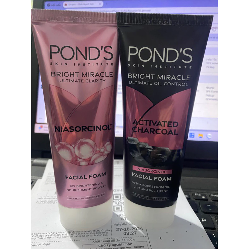 Sữa rửa mặt Pond’s dưỡng sáng trắng Hồng,đen 100g