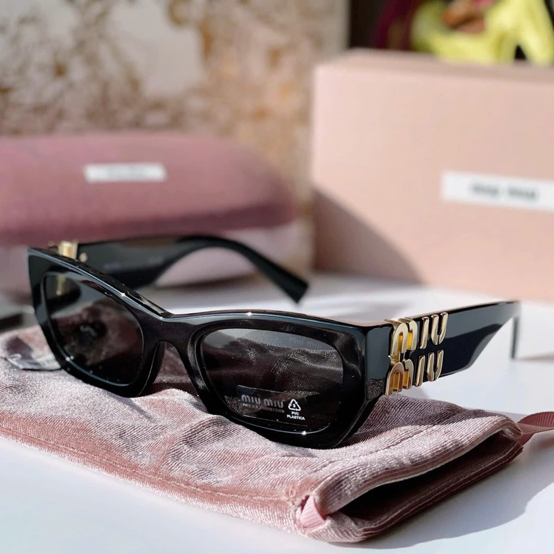 Kính Thời trang MIUMIU mẫu mới 2 phiên bản Vuông và oval