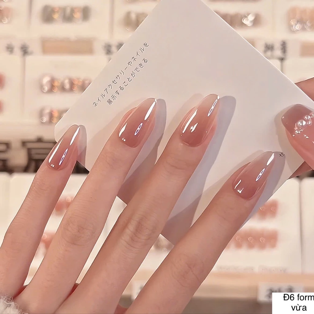 D06 - Móng Tay Giả Tráng Gương Bộ 30 Móng shop Loan Kim nail giả mẫu mới đi chơi trung thu, tiệc cưới 2026