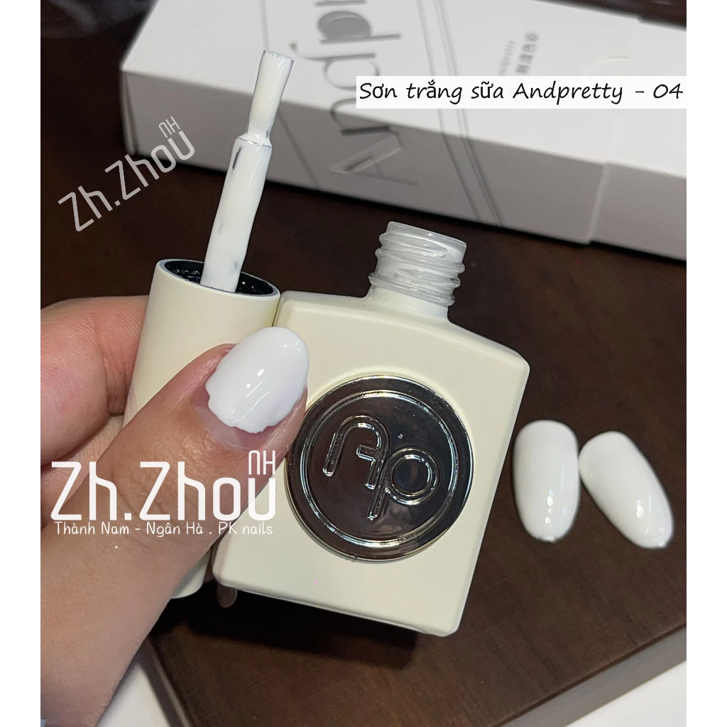 Sơn gel trắng sữa And 04 chất đặc, mịn, mướt.