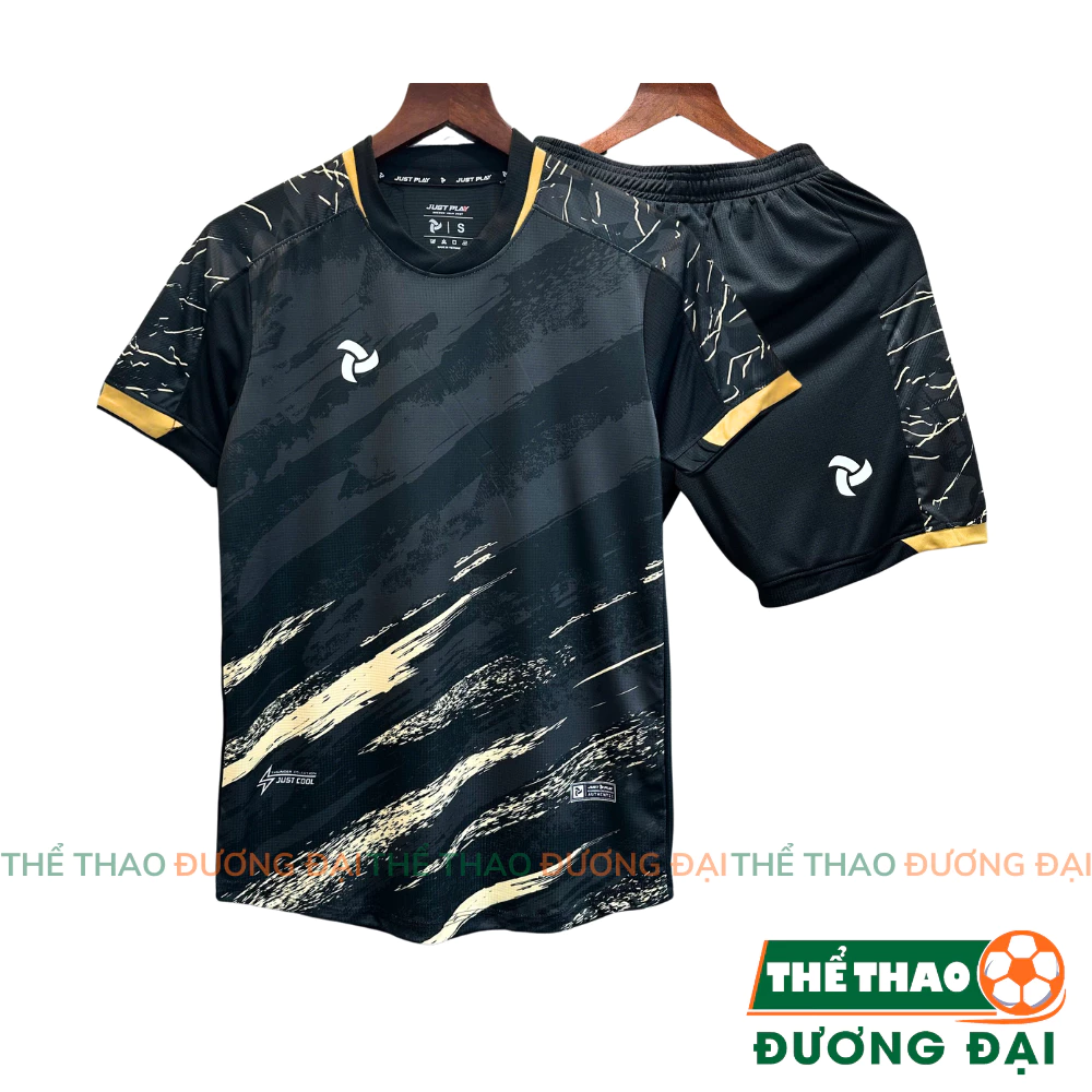 Quần Áo Bóng Đá Just Play Thunder Đen Thun Mè Thoáng Khí Thể Thao Đương Đại