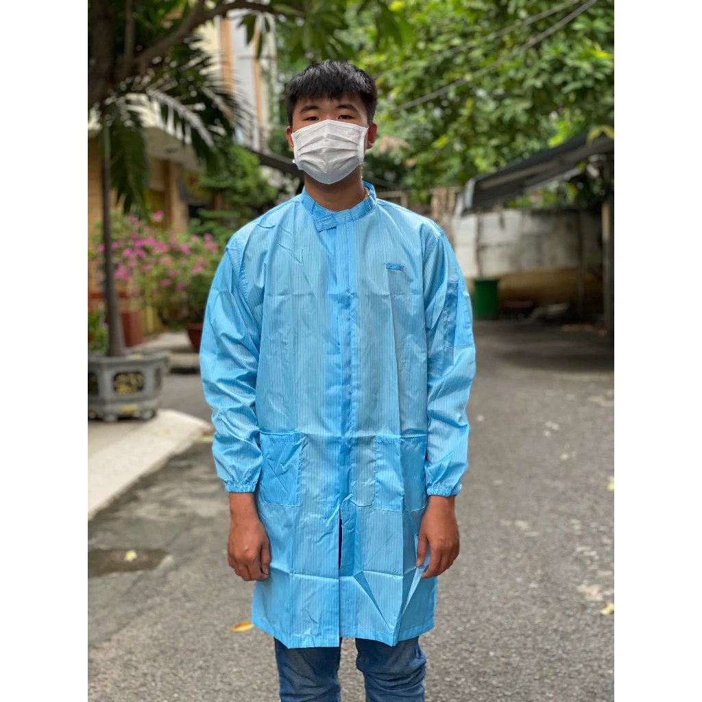 Áo choàng blouse chống tĩnh điện, áo blue phòng sạch cổ trụ.