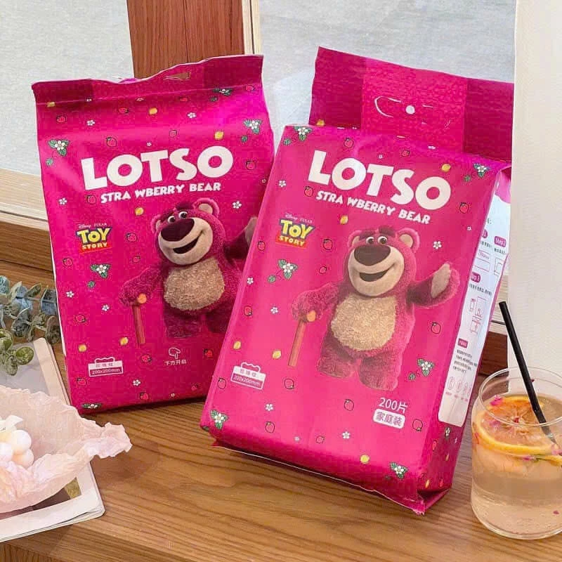 Free Ship - Khăn Giấy Đa Năng Gấu Dâu Lotso Bịch Lớn 200 Tờ, Khăn Lau Mặt Dùng 1 Lần