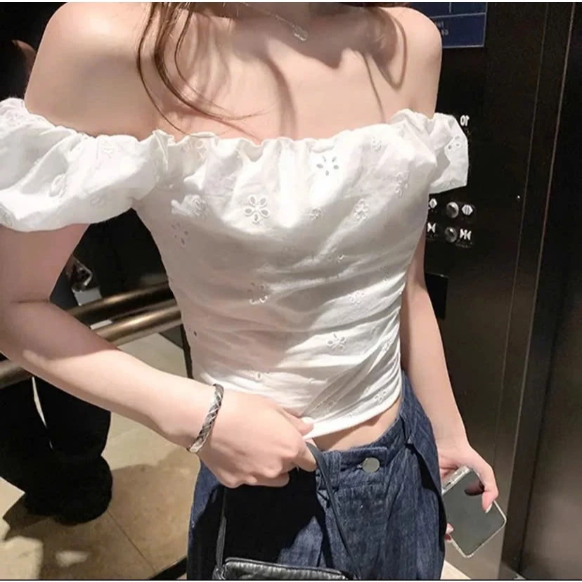 Áo Trễ Vai Trắng, Áo Croptop Kiểu Thiết Kế Trễ Vai Dễ Mix Đồ Phù Hợp Cho Nàng Đi Biển, Đi Du Lịch Xinh Xắn