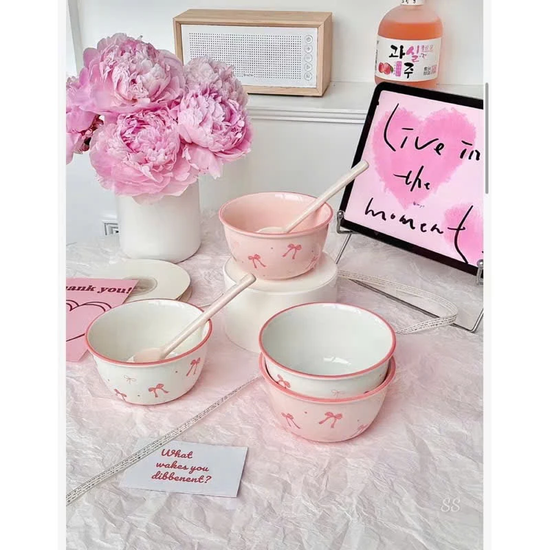 ( TẶNG THÌA ) Bát Sứ Dễ Thương Nơ Hồng- Heo Hồng - Gấu nâu- Bò Sữa- Mặt Cười