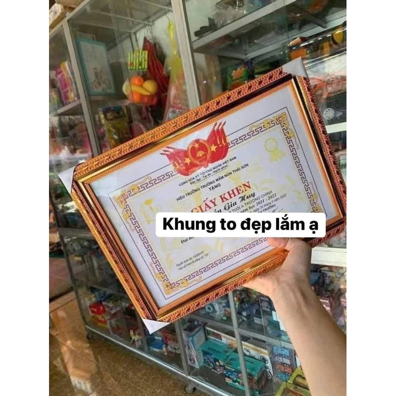 Khung Giấy Khen A4 Viền Vàng Cao Cấp Treo Tường Để Bàn