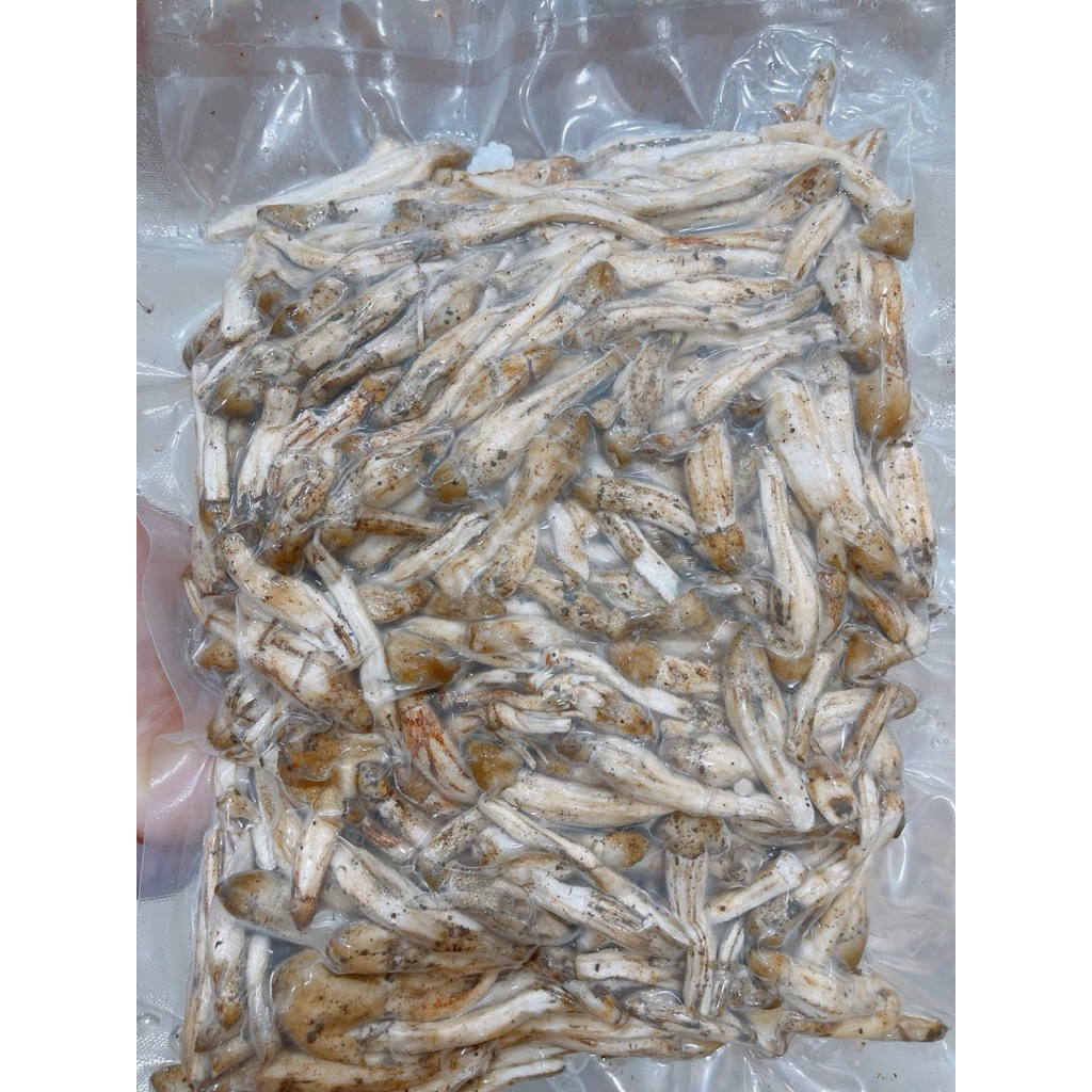 Nấm mối thiên nhiên đã cạo đất, cát đã trữ đông lạnh