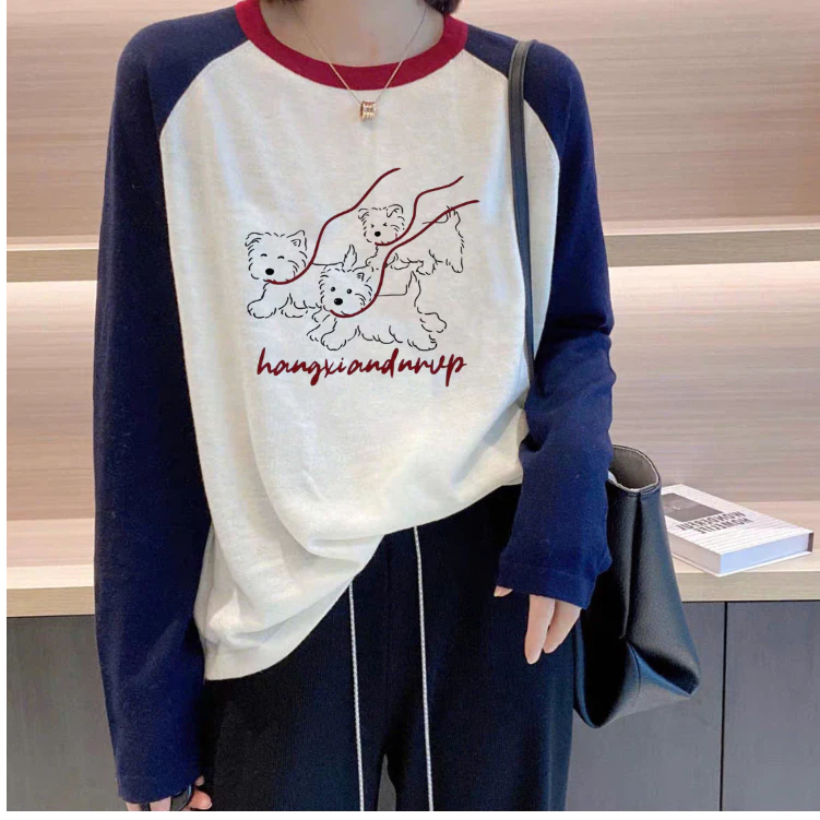 Áo thun nữ dài tay phối màu Menina, áo thun  tay dài nữ dáng rộng in hình thời trang.