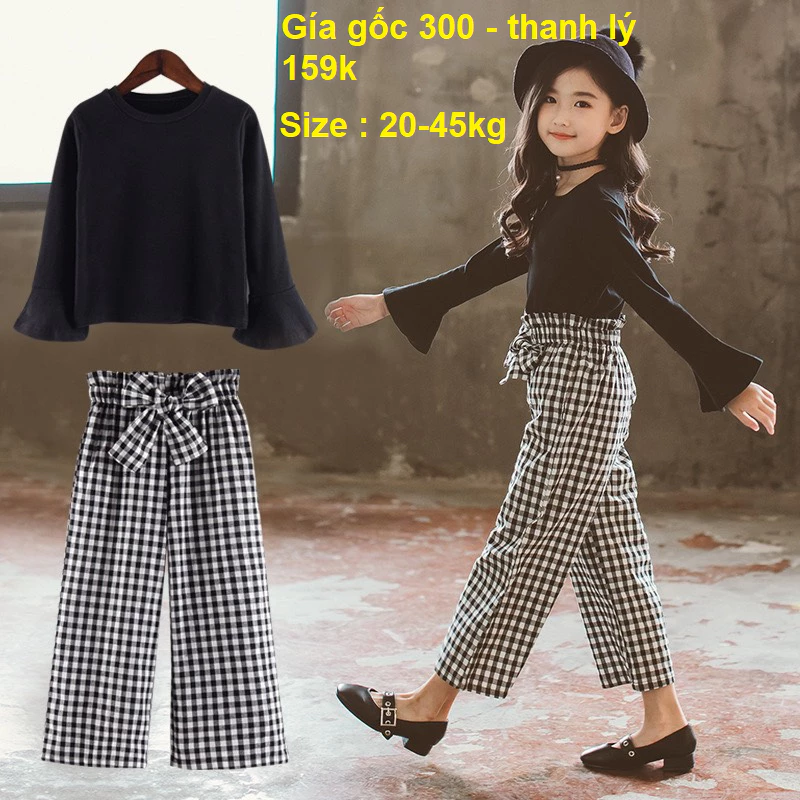 Sét áo dài tay, tay bèo quần kẻ hàng QC cho bé gái