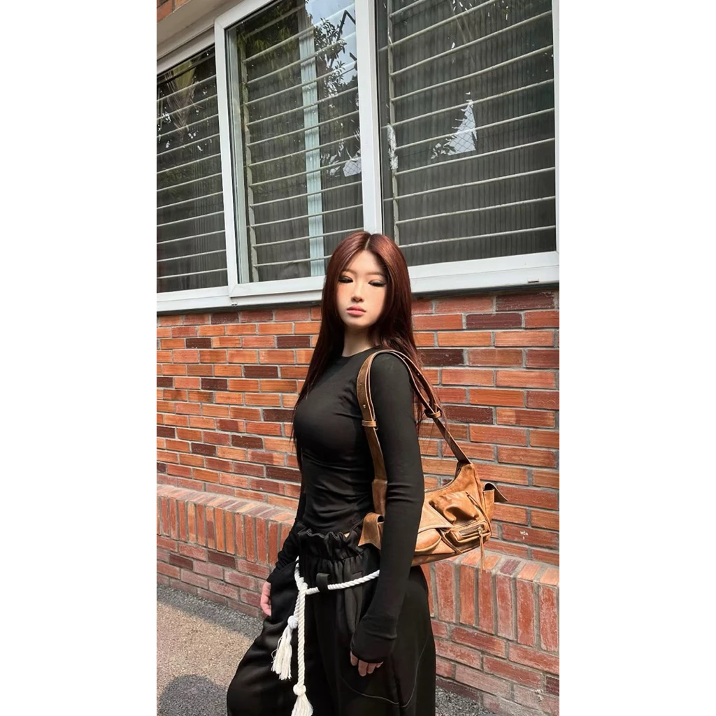 [ 𝐆𝐈𝐍𝐘 𝐅𝐈𝐓𝐒 ] SET áo thun tay dài thun lạnh, siêu ôm - Quần nỉ Mát form rộng thụng basic