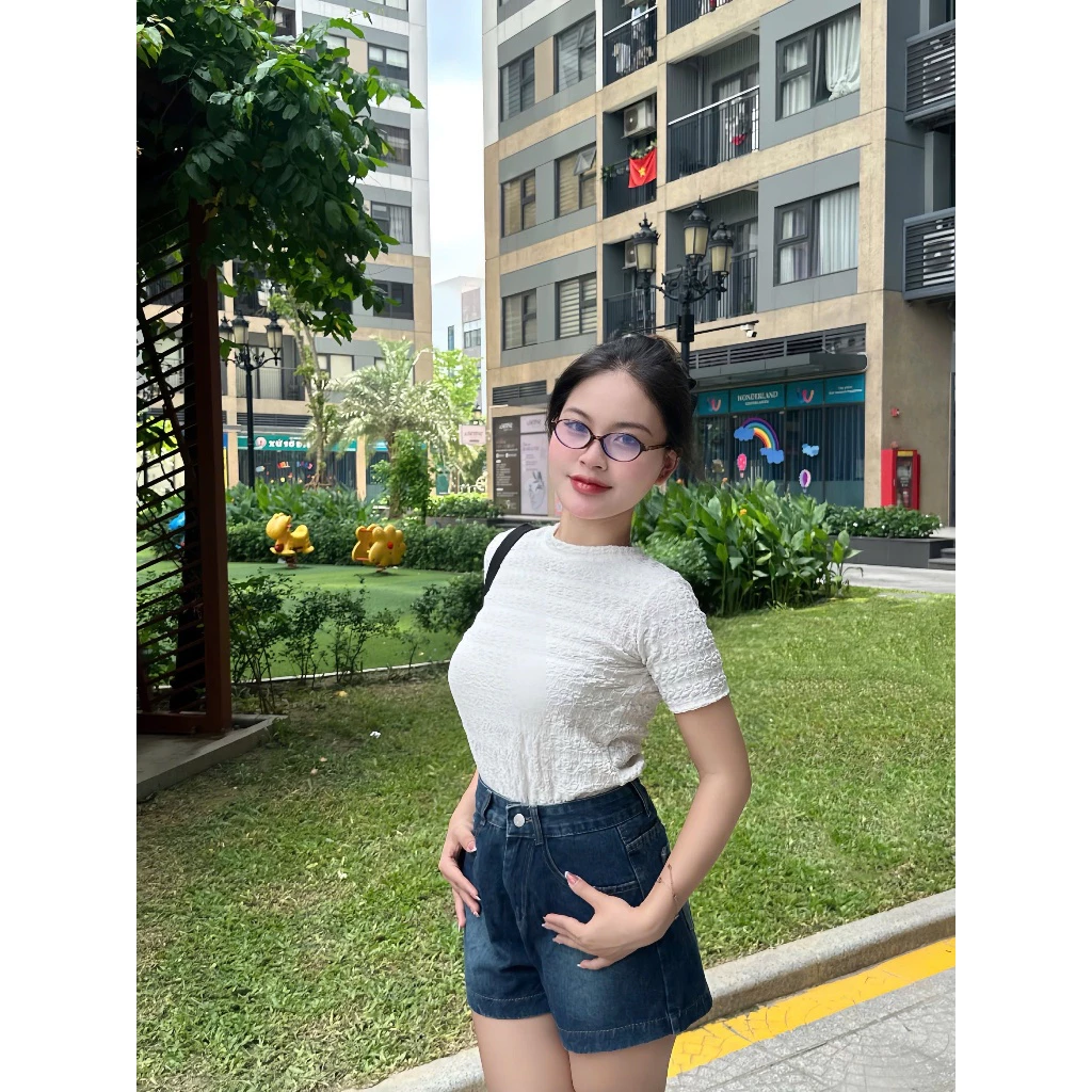 Quần Short Jeans Nữ Lưng Cao Gấu Bản To – 2 Màu Trắng & Xanh Basic Tôn Dáng