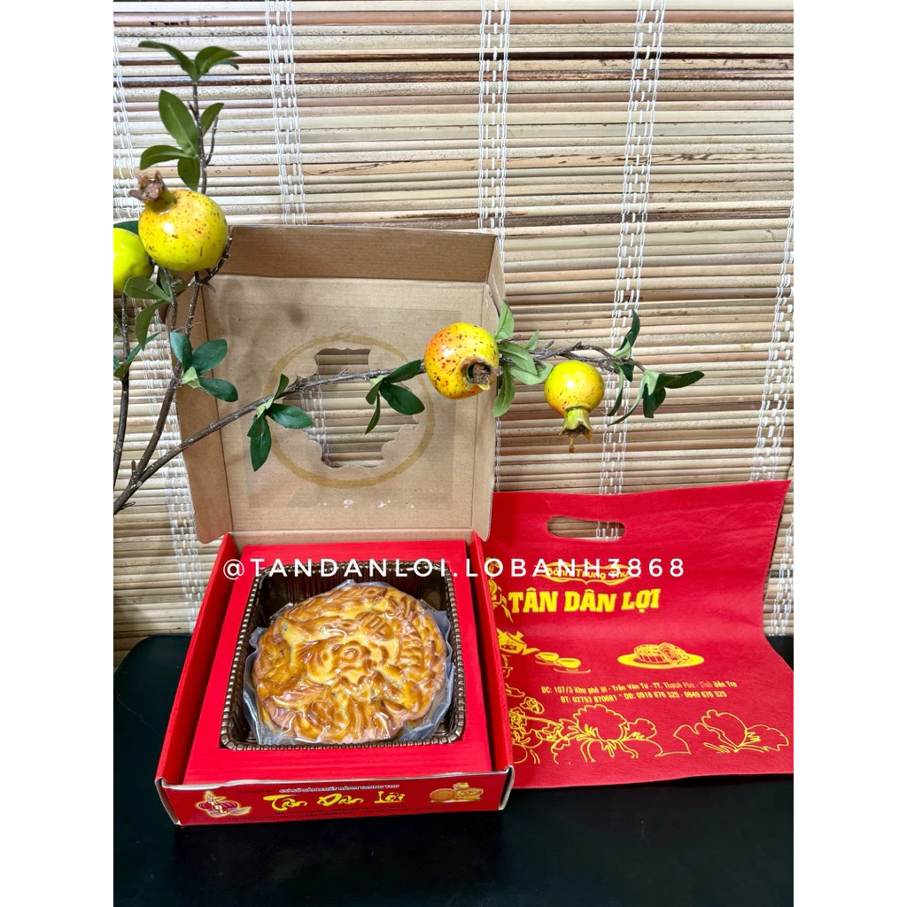 Gà Quay 3 trứng 500g bánh Trung Thu Tân Dân Lợi hương vị truyền thống