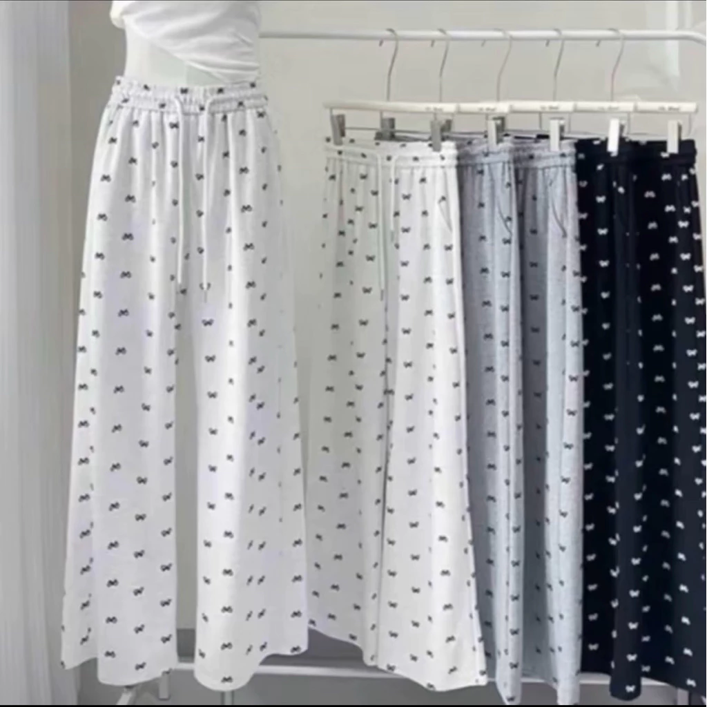 Quần suông nữ có túi chất thun tăm (dài 90 cm , rộng 26 cm)
