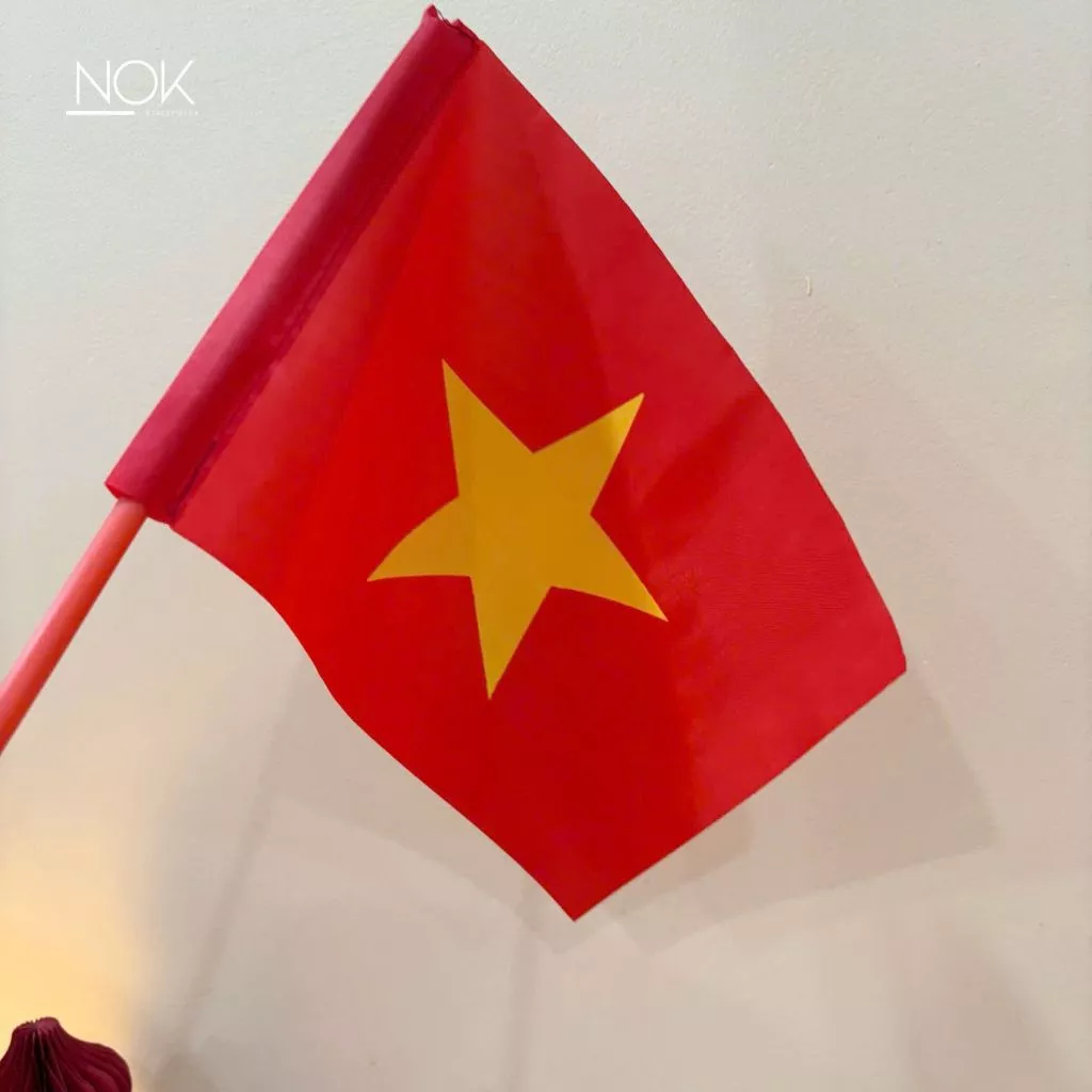 Cờ đỏ sao vàng Việt Nam,cờ vẫy cầm tay mini phù hợp cho diễu hành – sự kiện – lễ hội